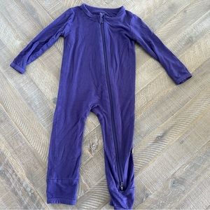 Kyte Baby - Zippered long sleeve romper - 12-18mo - Color Eggplant